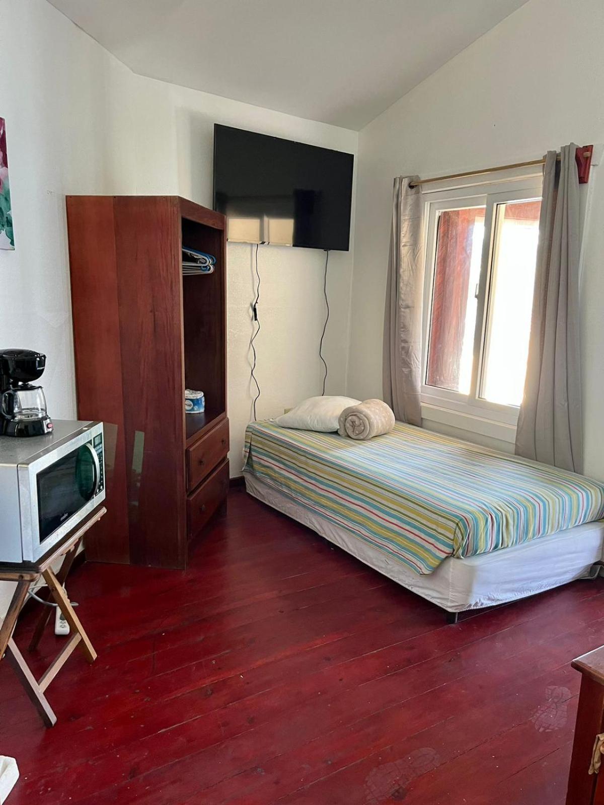 Fosters West Bay Resort Zewnętrze zdjęcie